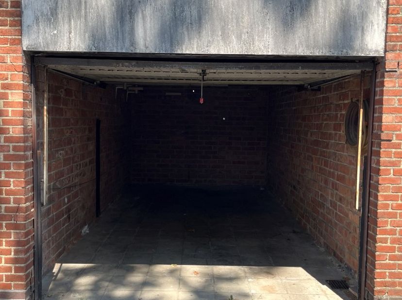 Garage à louer
                    à 3500 Hasselt