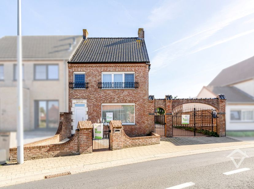 Huis te koop in Moerdijkstraat 16,
                    8480 Ichtegem