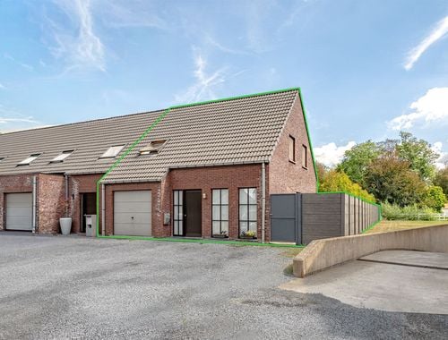                                         Woning te koop in Celles, € 315.000
