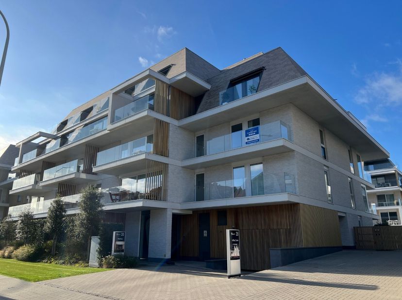 Garage à vendre
                    à 8620 Nieuwpoort