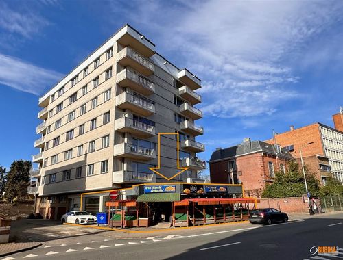                                         Handelsgelijkvloers te koop in Marcinelle, € 140.000
