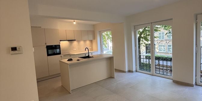 Appartement te huur in Veemarkt 10 bus 1A, 8900 Ieper