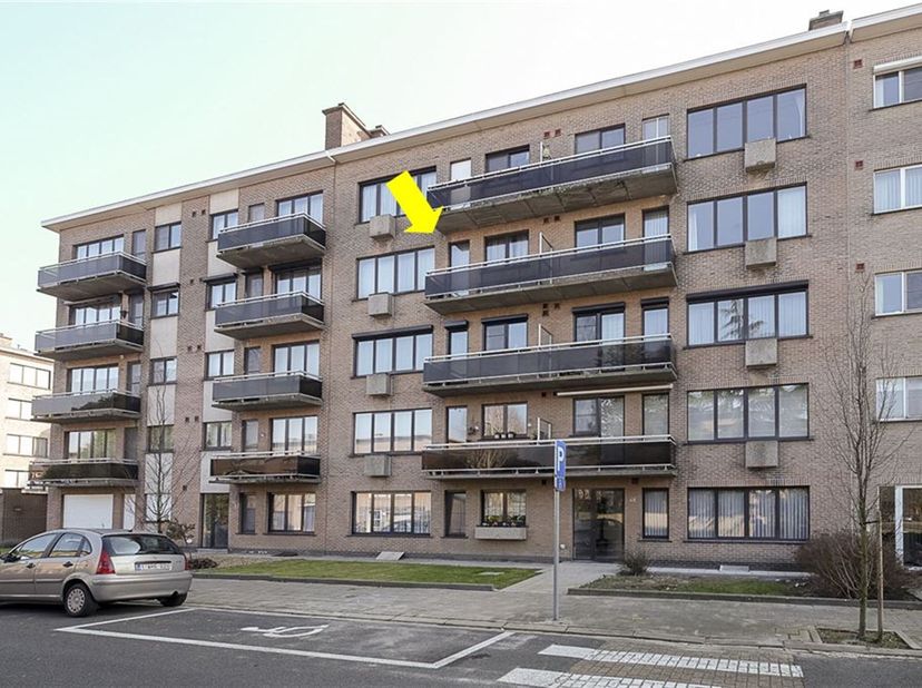 INSCHRIJVEN KAN ENKEL VIA DE HUURAANVRAAG OP WWW.IMMODYCK.BE<br />
<br />
Recent en ruim appartement (120 m²) rustig gelegen aan een parkje te Borsb