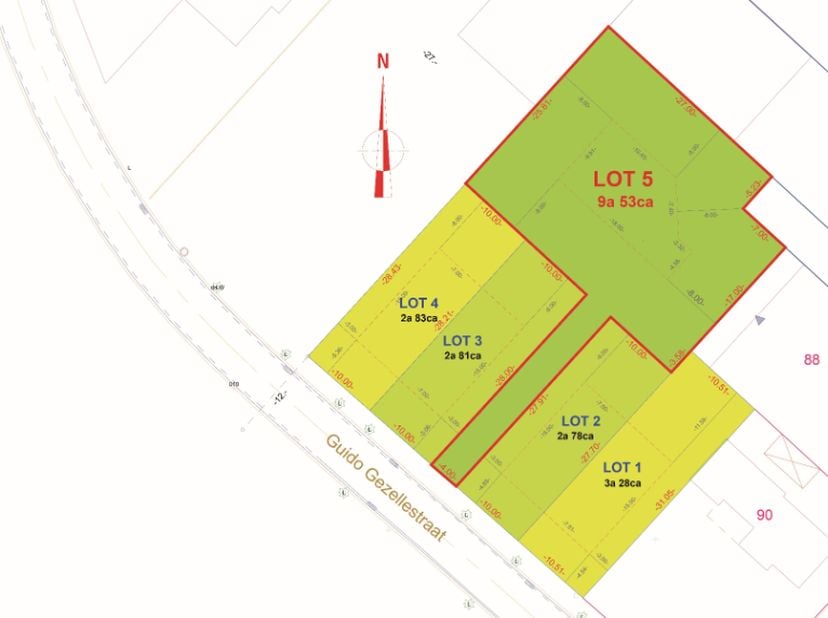 In een mooie, rustige en verzorgde straat op wandelafstand van het centrum (winkels, scholen, ...) bevindt zich dit uitstekend gelegen perceel bouwgro