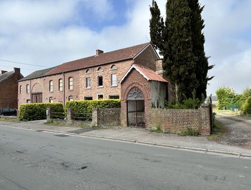                                         Zone de projet à vendre à Gozée, € 350.000

