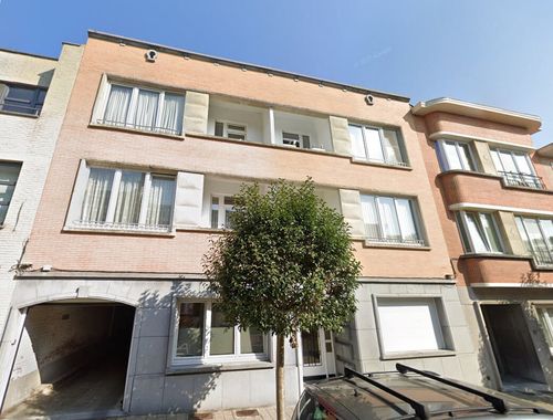                                         Appartement te huur in Jette, € 1.050
