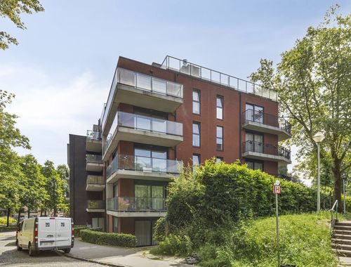                                         Appartement te koop in Laken, € 275.000
