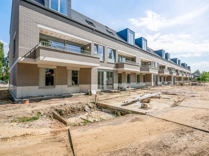 Appartement te koop
                    in 2550 Kontich