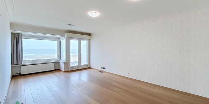 Appartement te koop in Zeedijk 137 - A bus 0203, 8400 Oostende