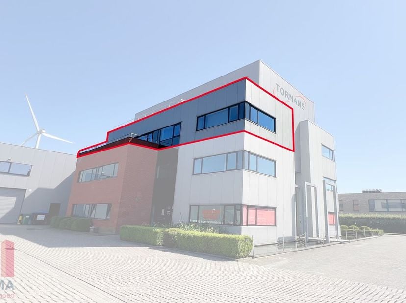 Espace de bureaux prêt à l’emploi de 146&amp;nbsp;m² à louer dans un excellent emplacement à Geel. Grâce à sa situation stratégique à proximité d’importan