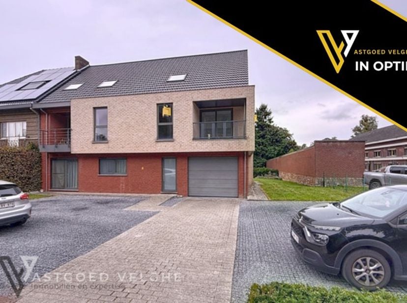 Recent duplex appartement van maar liefst 129m² met 3 slaapkamers, 2 terrassen, private tuin en ondergrondse staanplaats en bergplaats.<br />
<br />
I