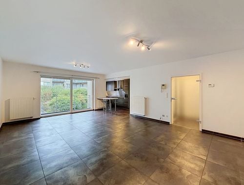                                         Appartement te huur in Sint-Lambrechts-Woluwe, € 1.400
