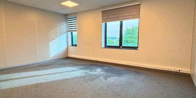 Bedrijfsvastgoed te huur in Golden Hopestraat 13, 1620 Drogenbos