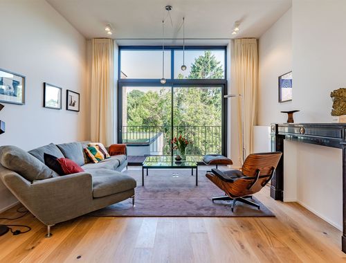                                         Appartement à louer à Saint-Gilles, € 3.380
