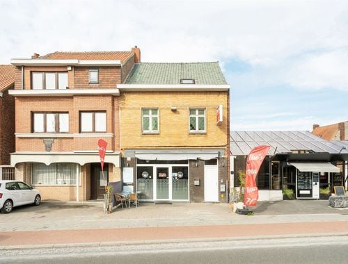                                         Bien commercial avec habitation à vendre à Espierres, € 239.000
