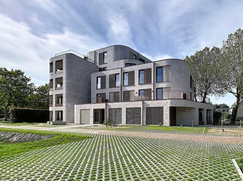 Appartement te koop in Bruglaan 2 bus 0.2,
                    3960 Bree