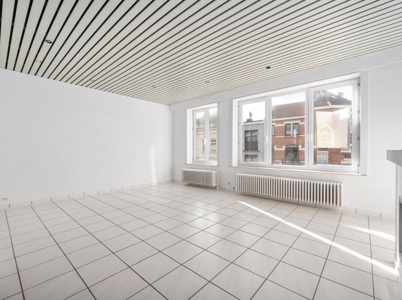 strong&amp;gt;Blankenberge: Ruim, instapklaar appartement met 2 slaapkamers te koop! In het centrum van Blankenberge vinden we dit ruim, instapklaar appar