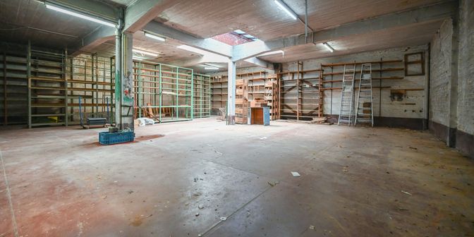 Bedrijfsvastgoed te koop in Brugsesteenweg 59, 8500 Kortrijk