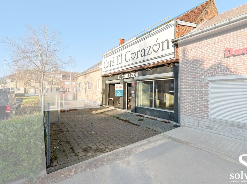 Voor meer informatie of een afspraak in te plannen kan u contact opnemen met Amber door te bellen naar 0493 66 47 62 of te mailen naar amber@solvas.be