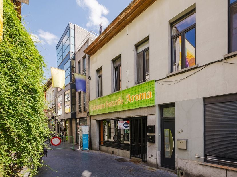 Huis te koop in Nieuwstraat 14 bus A,
                    9100 Sint-Niklaas