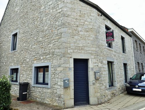                                         Duplex à louer à Doische, € 750
