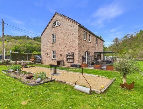                                         Woning te koop in Comblain-Fairon, € 570.000
