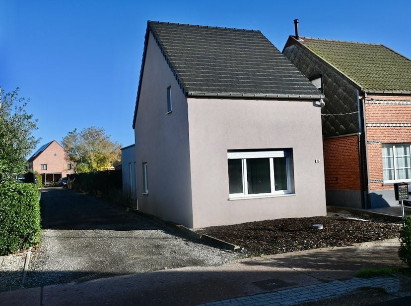 Huis te huur in Zwanenstraat 26,
                    2560 Nijlen