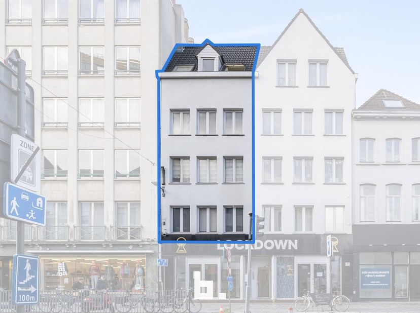 Appartement à vendre
                    à 8500 Kortrijk
