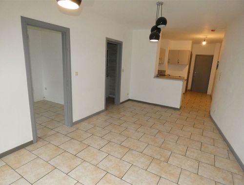                                         Appartementsgebouw te koop in Péruwelz, € 280.000
