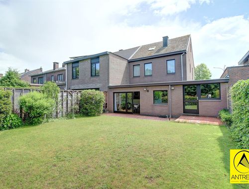                                         Woning te koop in Edegem, € 495.000
