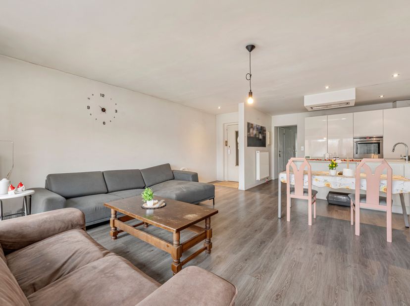Op zoek naar een ruim appartement op fietsafstand van het centrum van Kortrijk?<br />
Of je nu op zoek bent naar een interessante investering met mooi