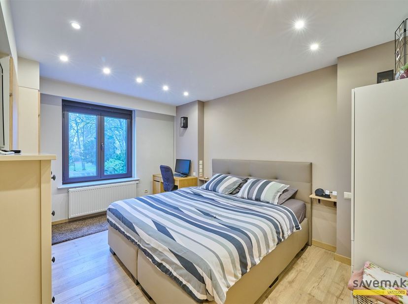 Gezellig appartement in hartje Kerkhoven!<br />
<br />
Dit één-slaapkamer appartement, gelegen op de eerste verdieping, heeft voldoende lichtinval,