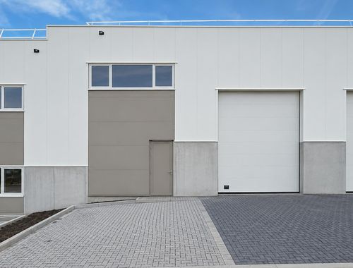                                         Entrepôt à louer à Nivelles, € 1.900
