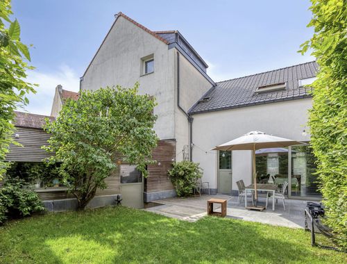                                         Woning te koop in Duisburg, € 649.000
