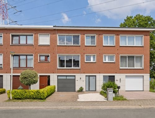                                         Bel-étage te koop in Aartselaar, € 385.000
