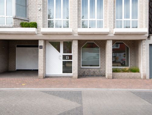                                         Commerce à louer à Zandhoven, € 1.500
