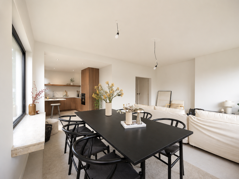 Knap, volledig vernieuwd gelijkvloers appartement (EPC B) met hoogwaardige afwerking, tuin én garagebox op een rustige, groene toplocatie in Brasschaa