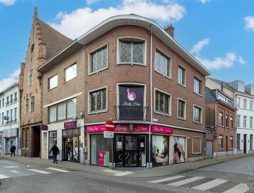                                         Handelspand met woonst te koop in Diest, € 349.000
