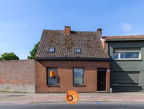                                         Maison à louer à Sint-Eloois-Winkel, € 650
