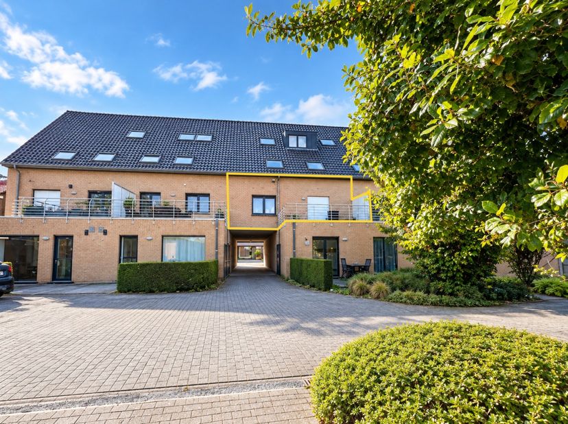 Appartement te koop in Dorpsstraat 63 bus 4,
                    8340 Sijsele