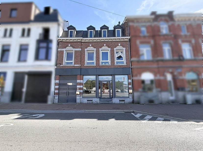 Bedrijfsvastgoed te koop
                    in 4620 Fleron