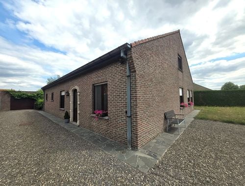                                         Fermette te huur in Zulte, € 1.050
