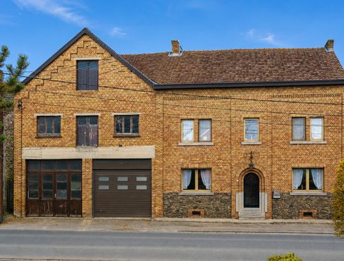                                         Maison à vendre à Thuillies, € 248.000
