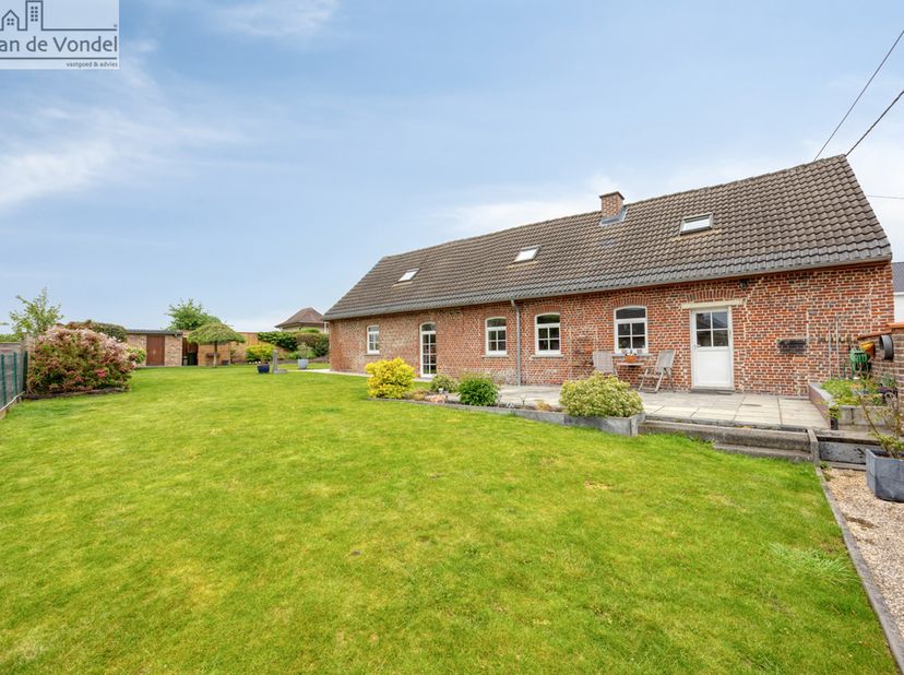 Maison à vendre
                    à 9500 Ophasselt