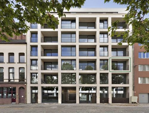                                         Handelspand te huur in Antwerpen, € 2.450

