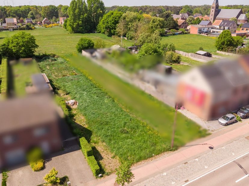 Gelegen aan Winkelomseheide 169B in Geel bevindt zich deze mooie bouwgrond met een oppervlakte van 845 m². Het perceel geniet van een gunstige ligging