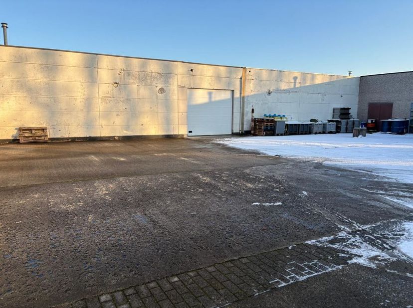 Bedrijfsvastgoed te huur in Industriepark B 22,
                    2220 Heist-op-den-Berg