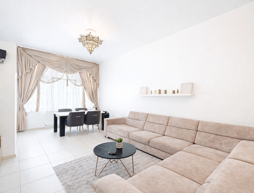                                        Gelijkvloers app. te koop in Evere, € 299.000
