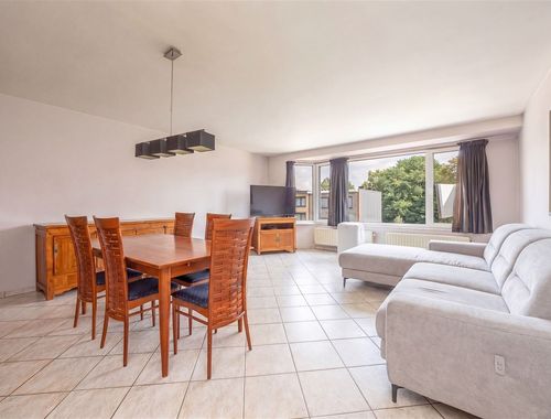                                         Appartement te koop in Burcht, € 240.000
