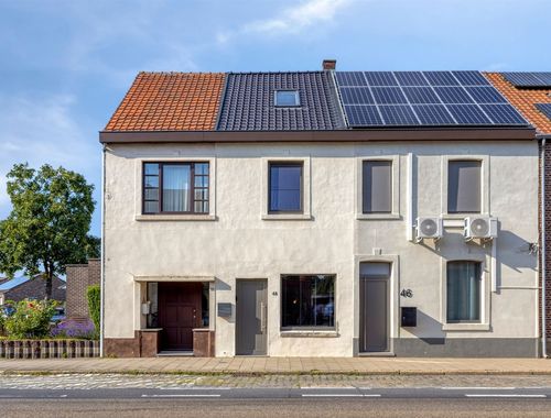                                         Rijwoning te koop in Maaseik, € 249.000
